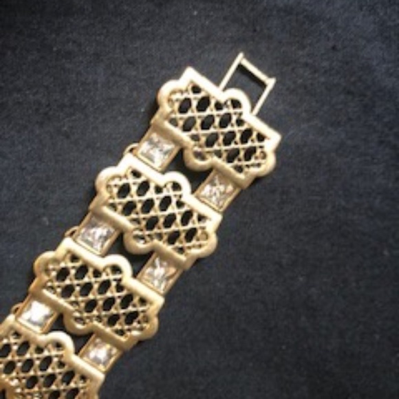 Lia Sophia Goldtone Mesh With Rhinestone Set *EUC* - Picture 3 of 9